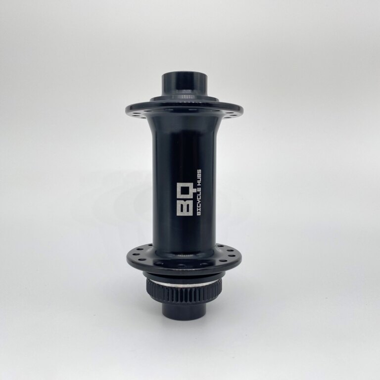 Voornaaf / 110 MM / Steekas Ø 15 MM / Disc (Centerlock) / 28GTS / BQ-FH30515
