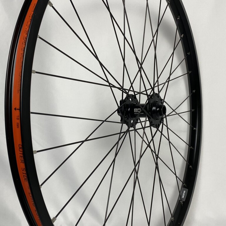 Voorwiel / 622X25C / Ryde Andra 40 / BQ-FH30504 / 100 MM / Disc (6 bout)