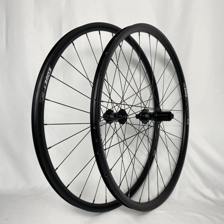 Wielset / 622X20C / Ryde Edge R 25 os Disc / BQ-RH30002 / HG Body 36,85 MM / 142 MM / Disc (Centerlock) / Race