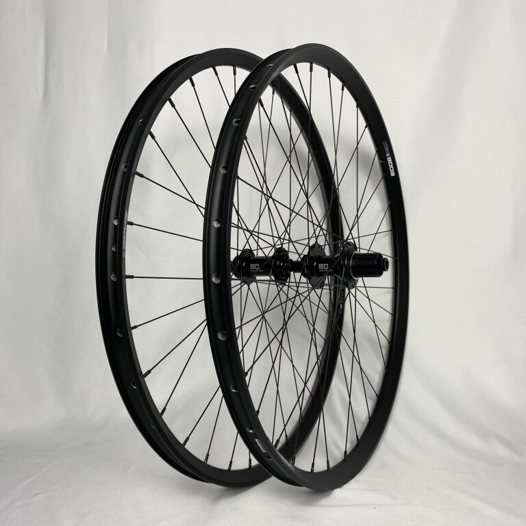 Wielset / 584X26C / Ryde Edge M 26 os / BQ-RH30016 / HG Body 36,85 MM / 142 MM / Disc (Centerlock)