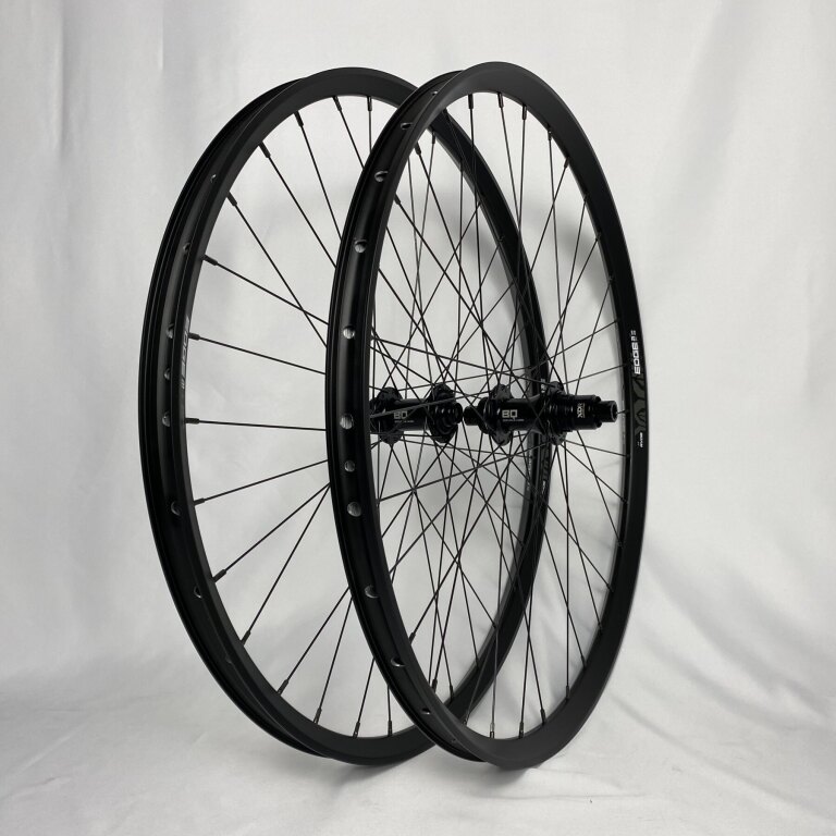 Wielset / 584X26C / Ryde Edge M 26 os / BQ-RH30029 / SRAM XDR / 142 MM / Disc (Centerlock)