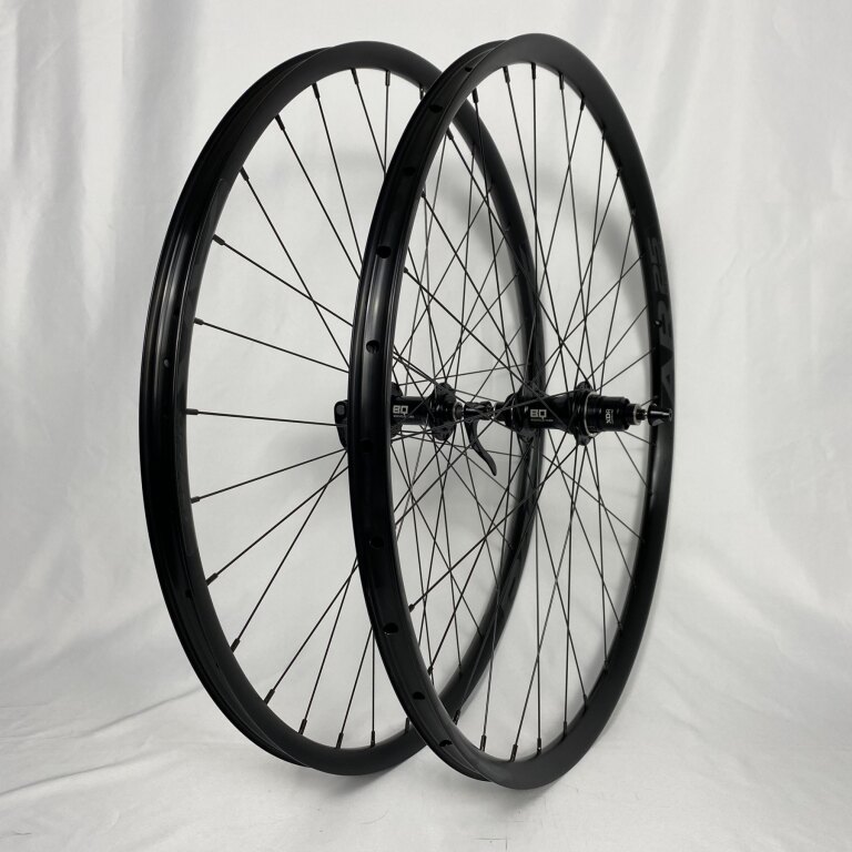 Wielset / 622X25C / Race Face AR Offset 25 / BQ-RH30036 / SRAM XD(R) / 135 MM / Disc (Centerlock)