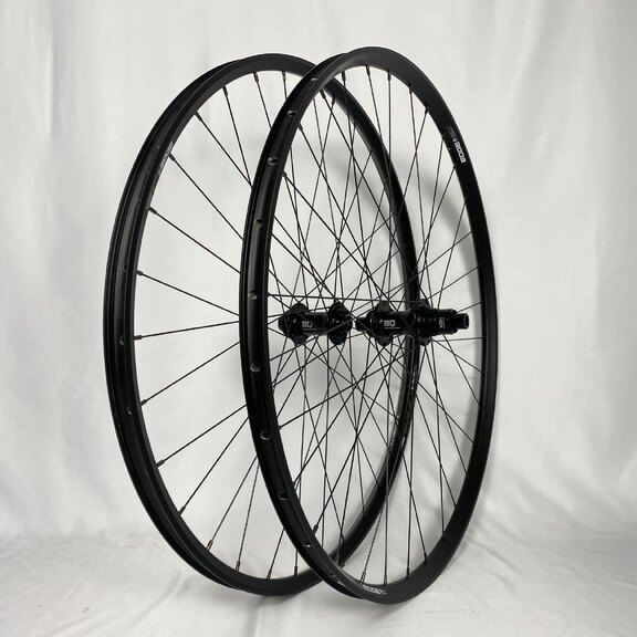 Wielset / 622X22C / Ryde Edge M 22 os / BQ-RH30029 / SRAM XDR / 142 MM / Disc (Centerlock) 