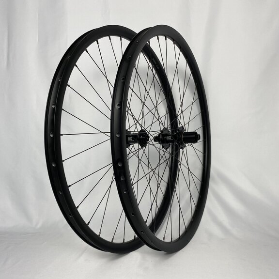 Wielset / 622X25C / Ryde DP25 / BQ-RH30016 / HG Body 36,85 MM / 142 MM / Disc (Centerlock) 