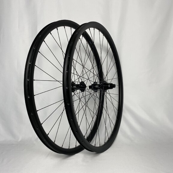 Wielset / 622X25C / Ryde DP25 / BQ-RH30029 / SRAM XDR / 142 MM / Disc (Centerlock) 