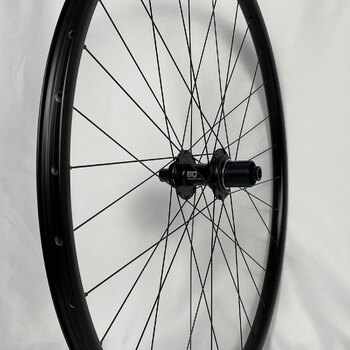 Achterwiel / 622X21C / Ryde Andra 321 / BQ-RH30016 / HG Body 36,85 MM / 142 MM / Disc (Centerlock)