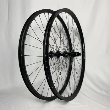 Wielset / 584X26C / Ryde Edge M 26 os / BQ-RH30029 / SRAM XDR / 142 MM / Disc (Centerlock)